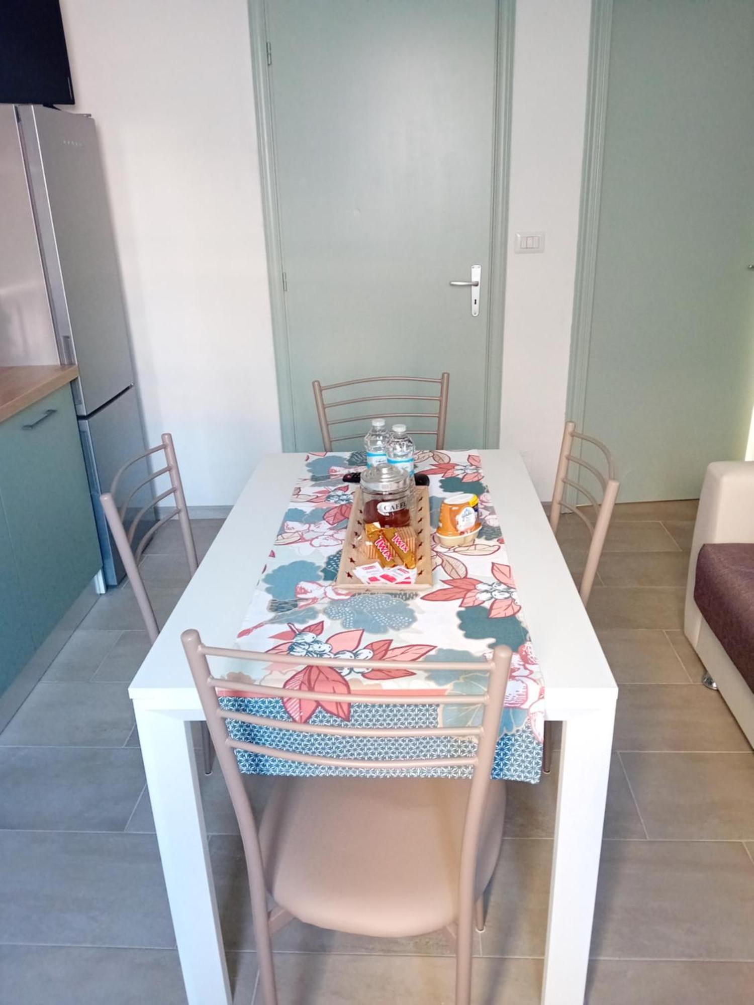 Petite Maison Asti Exteriör bild